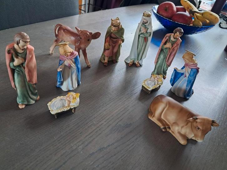 Goebel/Hummel Kerststal/Kerst Beeldjes Porselein, Verzamelen, Beelden en Beeldjes, Zo goed als nieuw, Hummel, Ophalen