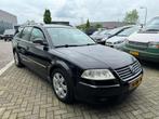Volkswagen Passat Variant 1.8 Turbo Sportline ECC/NAP, Stof, Gebruikt, Zwart, Origineel Nederlands