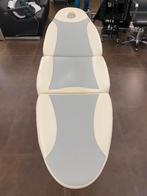 Behandelstoel wit, Ophalen, Zo goed als nieuw, Massagetafel