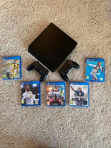 Playstation 4 (incl Gta 5 staat niet op foto)‼️ beschikbaar voor biedingen
