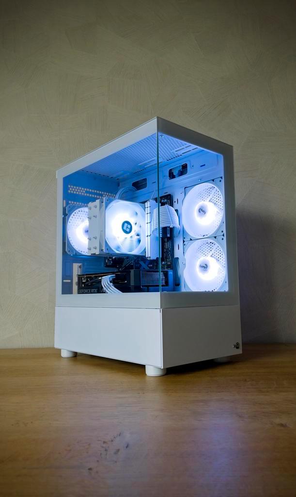 [NIEUW] Clean Game PC | RTX 5060 & Ryzen 5 5600 | 32GB | 1TB, Computers en Software, Desktop Pc's, Nieuw, 4 Ghz of meer, SSD, 32 GB
