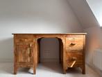 Mooi houten bureau - authentiek en stevig, Ophalen, Gebruikt