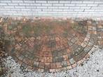 Gratis: blauw/roze betonnen klinkers, Tuin en Terras, Tegels en Klinkers, Ophalen, Gebruikt, Klinkers, 5 tot 10 m²