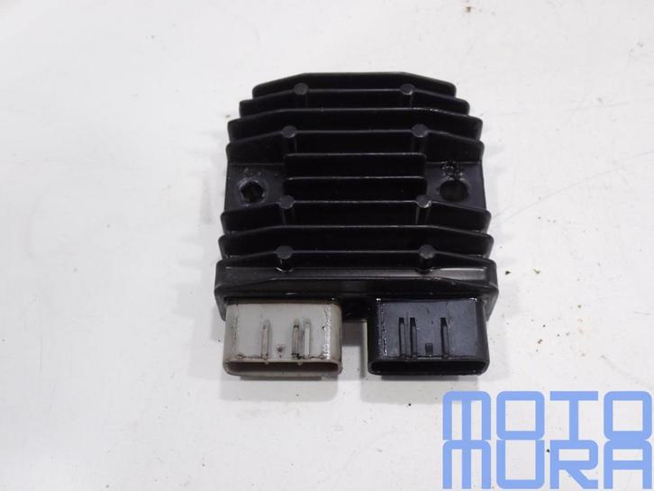 Spanningsregelaar voor de Yamaha FJR 1300 2006 - 2012 RP13 F, Motoren, Onderdelen | Yamaha, Gebruikt, Ophalen of Verzenden