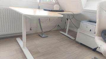 Ikea Bekant hoekbureau - afbeelding 1