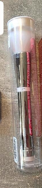 It cosmetics skin perfecting brush #703. Nieuw, Ophalen of Verzenden, Nieuw, Gehele gezicht, Toebehoren