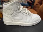 Nike Air Jordan - Stijlvolle Sneakers, Kleding | Dames, Schoenen, Ophalen of Verzenden, Zo goed als nieuw, Wit, Sneakers of Gympen