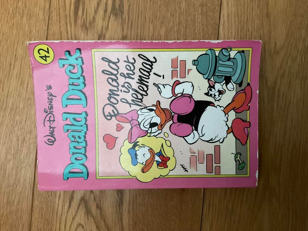 Donald Duck pockets + 1 normaal blad, Ophalen of Verzenden, Zo goed als nieuw, Speelkaart(en)