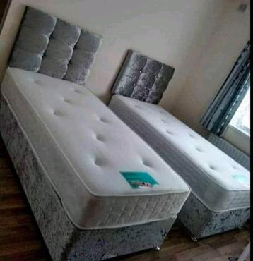 Luxe bedden in diverse maten en stijlvolle kleuren beschikbaar voor biedingen