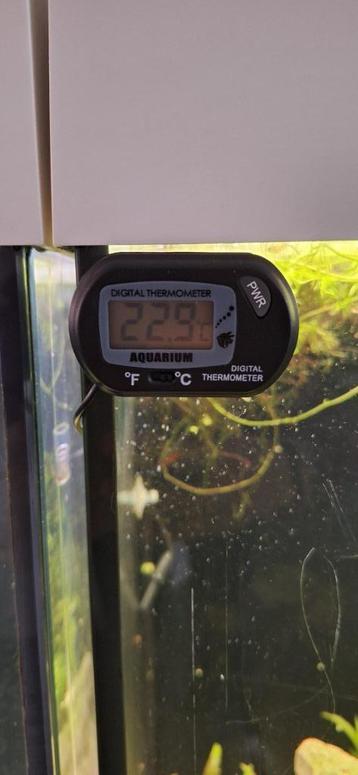 nieuwe aquarium thermometer beschikbaar voor biedingen