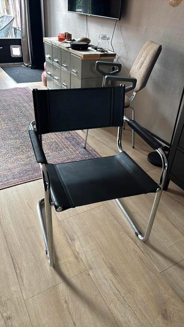 Design buizenframe stoel beschikbaar voor biedingen