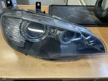 Koplamp rechts BMW X5 E70/E71 63117287009 beschikbaar voor biedingen