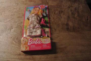 Barbie  Kleertjes Fashionistas / nr 492 beschikbaar voor biedingen
