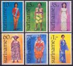Suriname 54/9 postfris Klederdrachten 1977, Ophalen of Verzenden, Postfris