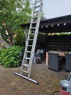 Altrex Schuifladder 2x12 sporten met stabilisatiebalk, Doe-het-zelf en Verbouw, Ladders en Trappen, Ophalen, Gebruikt, Ladder