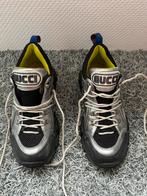 Gucci zilverkleurige gympen maat 39, Kleding | Dames, Schoenen, Overige kleuren, Ophalen of Verzenden, Gucci, Sneakers of Gympen