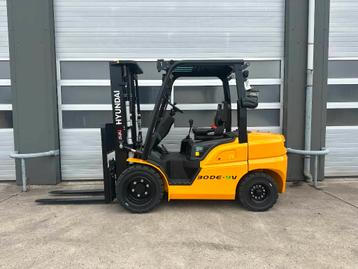 Hyundai 30DE-9V diesel heftruck 3000kg vorkheftruck 3-deli beschikbaar voor biedingen