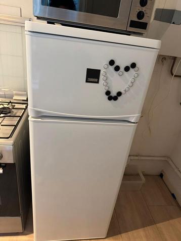 Zanussi Koelkast met Vriesvak beschikbaar voor biedingen