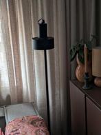 kwantum vloerlamp zwart, Huis en Inrichting, Ophalen, Gebruikt, 150 tot 200 cm