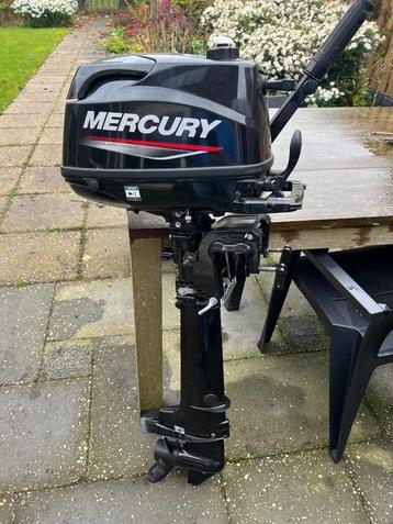 Mercury 4 Pk BB motor langstaart met losse tank beschikbaar voor biedingen