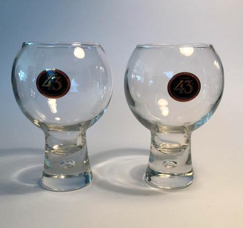 Twee likeurglazen, Cuarenta y Tres, Verzamelen, Glas en Borrelglaasjes, Ophalen of Verzenden