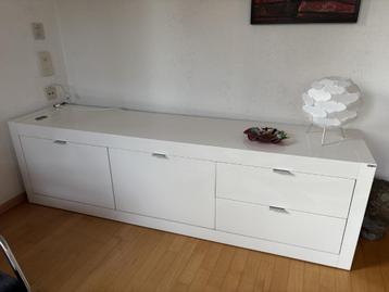 Dressoirkast Goossens hoogglans wit (Type ZEN) beschikbaar voor biedingen