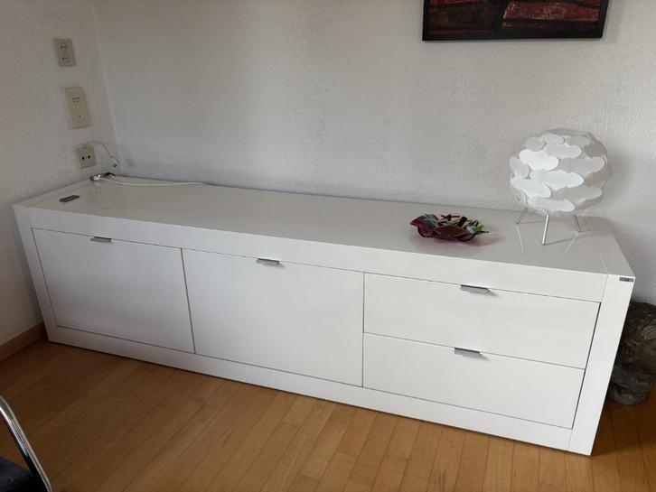 Dressoirkast Goossens hoogglans wit (Type ZEN), Huis en Inrichting, Kasten | Wandmeubels, Zo goed als nieuw, Minder dan 100 cm