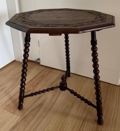 Antieke Sidetable met 9-zijden, Antiek en Kunst, Antiek | Meubels | Tafels, Ophalen