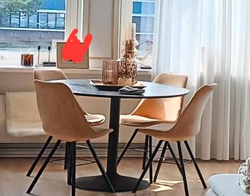 Set van 4 Eetkamerstoelen beschikbaar voor biedingen