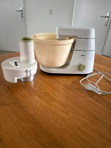 Braun Keukenmachine met Accessoires KM 32 beschikbaar voor biedingen