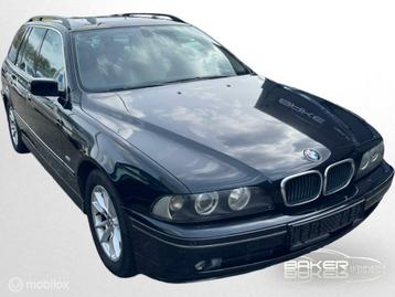 BMW 5-serie Touring 525i in onderdelen! beschikbaar voor biedingen