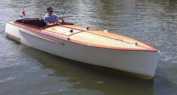 Prachtige klassieke elektrische Autoboot, Watersport en Boten, Motorboten en Motorjachten, Zo goed als nieuw, Staal, Tot 6 meter