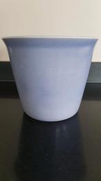 Vintage lila blauw bloempot 15cm doorsnede en 12,5 cm hoog, Rond, Zo goed als nieuw, Aardewerk, Tuin