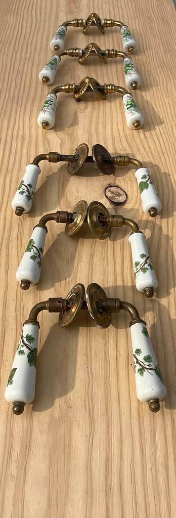 6x Porselein BLOEM/BLAD Deurklinken! goud/wit LIMOGES antiek beschikbaar voor biedingen