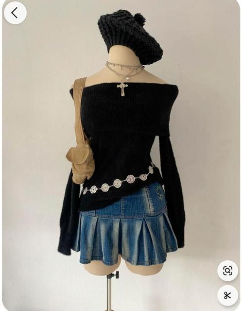 ... Zilveren rozenriem: klassieke gotische elegantie 

M, Kleding | Dames, Riemen en Ceinturen, Zo goed als nieuw, Ophalen of Verzenden