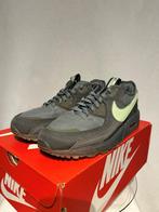 ALS NIEUW! Maat 43 - Nike Air Max 90 Terrascape Cool Grey, Kleding | Heren, Schoenen, Overige kleuren, Verzenden, Nike, Nike