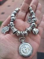 Vintage 80's gemerkt 1928 horloge met bedels, Sieraden, Tassen en Uiterlijk, Antieke sieraden, Ophalen of Verzenden, Overige materialen