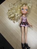 2001 BRATZ DOLL CHLOE in mooie staat, Verzamelen, Poppen, Fashion Doll, Gebruikt, Ophalen of Verzenden