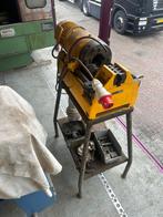 REMS Uni Draadsnijmachine, Ophalen