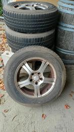 Winterbanden set voor Hyundai Tucson - 215/65R16, Auto-onderdelen, Banden en Velgen, 16 inch, Banden en Velgen, Personenwagen