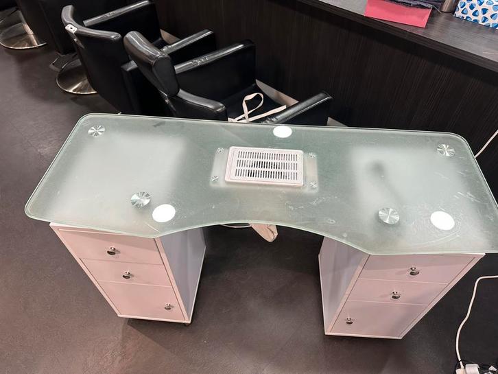 Manicure tafel, Antiek en Kunst, Antiek | Meubels | Stoelen en Banken, Ophalen of Verzenden