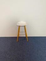 8 x Barkruk HAY About A Stool 'AAS' 32 - wit - eiken frame, Huis en Inrichting, Barkrukken, Met voetsteun, 60 tot 90 cm, Ophalen