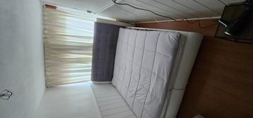 2 persoons bed 180x200 beschikbaar voor biedingen