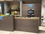 Zeer luxe showroomkeuken - keramiek met hout fineer -, Nieuw, Overige typen, Overige materialen, Met kookeiland
