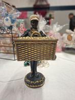 Vintage Decoratieve Beeldje "de kofferdrager", Ophalen