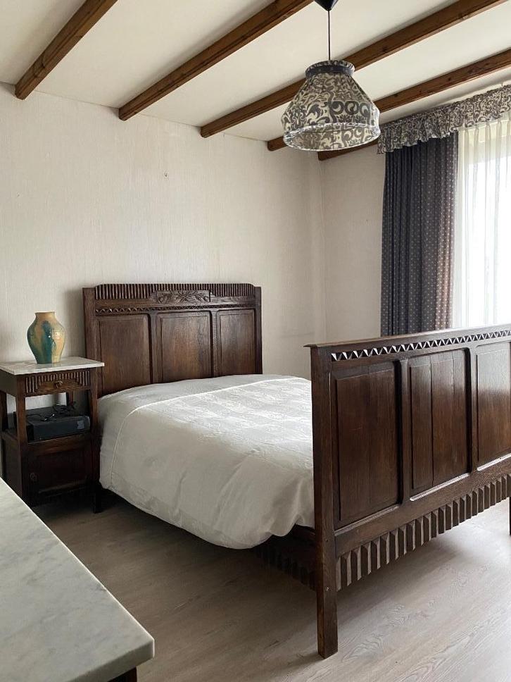 Antieke slaapkamermeubels en antiek bankstel + stoelen, Huis en Inrichting, Slaapkamer | Complete slaapkamers, Gebruikt, Tweepersoons