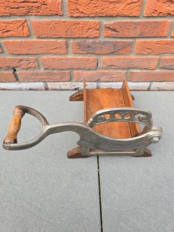 Prachtige antieke Deense Raadvad Broodsnijmachine €49 !! beschikbaar voor biedingen