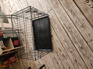 Honden bench 1 maand gebruikt als nieuw  beschikbaar voor biedingen