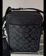 Coach heren tasje vrijwel nieuw!, Sieraden, Tassen en Uiterlijk, Tassen | Schoudertassen, Ophalen of Verzenden, Zo goed als nieuw