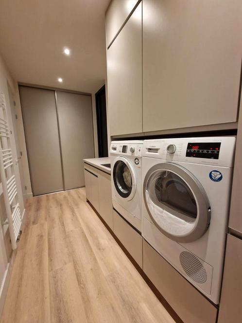 **Jouw ideale waskamer op maat – stijlvol en praktisch!**, Huis en Inrichting, Keuken | Complete keukens, Zo goed als nieuw, Ophalen